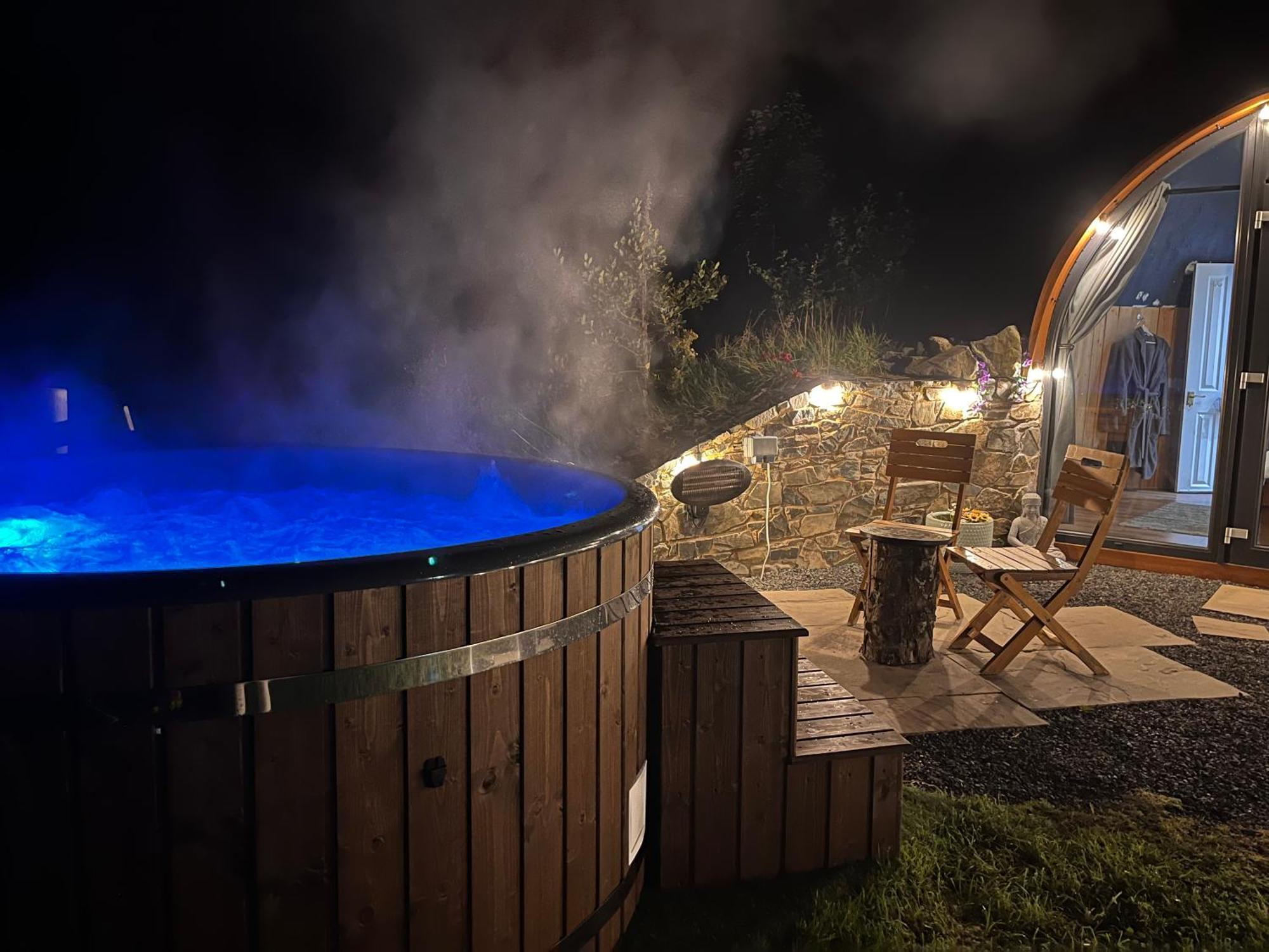 Hilltop Hideaway - Secluded Pod With Private Hot Tub Newry Exteriér fotografie
